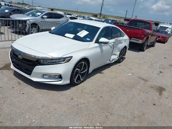 1HGCV1F36KA004879 2019 HONDA ACCORD - Image 2