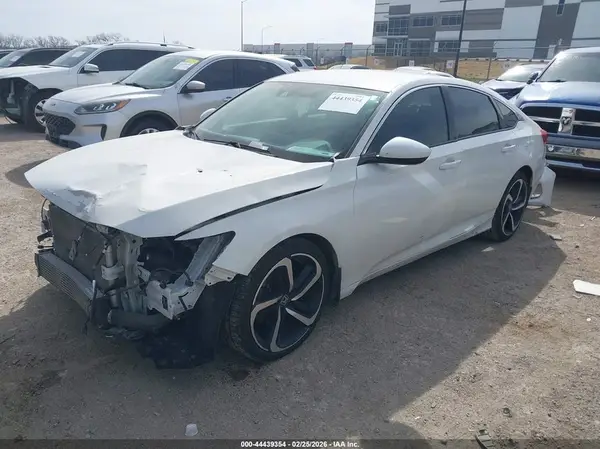 1HGCV1F36KA011718 2019 HONDA ACCORD - Image 2