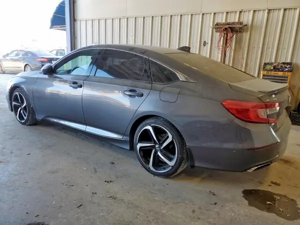 1HGCV1F36KA013551 2019 HONDA ACCORD - Image 2
