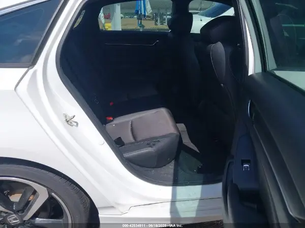 1HGCV1F36KA013940 2019 HONDA ACCORD - Image 8