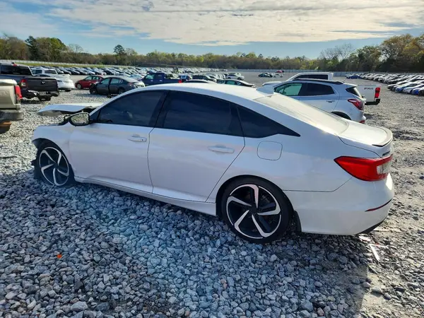 1HGCV1F36KA014330 2019 HONDA ACCORD - Image 2