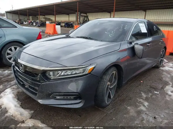 1HGCV1F36KA018636 2019 HONDA ACCORD - Image 2
