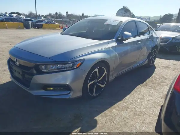 1HGCV1F36KA023075 2019 HONDA ACCORD - Image 2