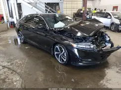 1HGCV1F36KA023173 2019 HONDA ACCORD