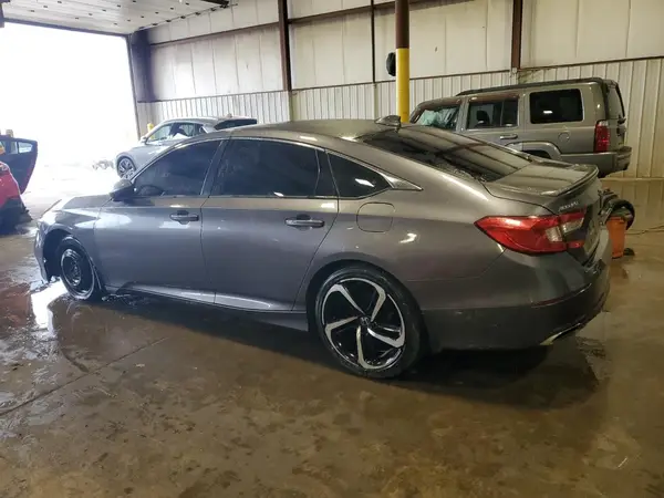 1HGCV1F36KA024985 2019 HONDA ACCORD - Image 2