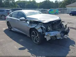 1HGCV1F36KA037915 2019 HONDA ACCORD