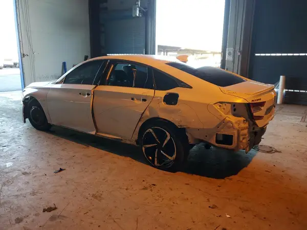 1HGCV1F36KA045285 2019 HONDA ACCORD - Image 2
