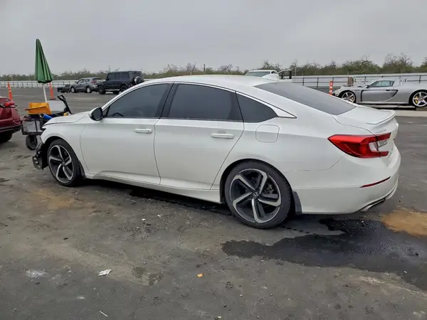 1HGCV1F36KA047618 2019 HONDA ACCORD - Image 2