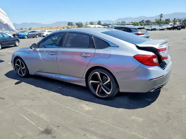 1HGCV1F36KA057632 2019 HONDA ACCORD - Image 2