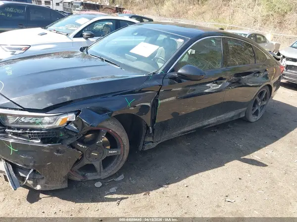 1HGCV1F36KA072390 2019 HONDA ACCORD - Image 2
