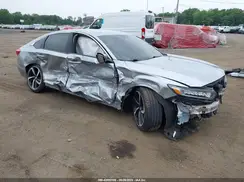1HGCV1F36KA097645 2019 HONDA ACCORD
