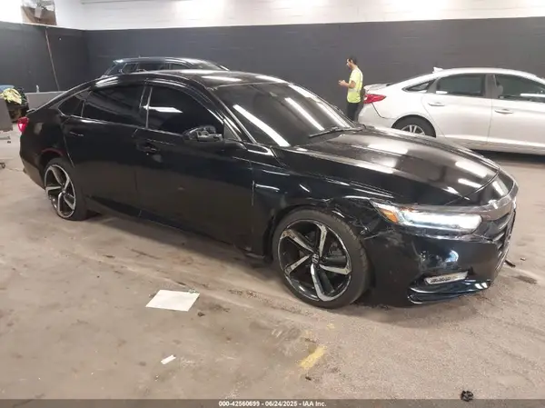 1HGCV1F36KA100205 2019 HONDA ACCORD - Image 1