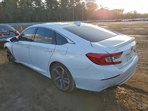1HGCV1F36KA112886 2019 HONDA ACCORD - Image 2