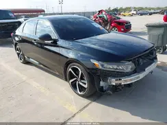 1HGCV1F36KA121555 2019 HONDA ACCORD