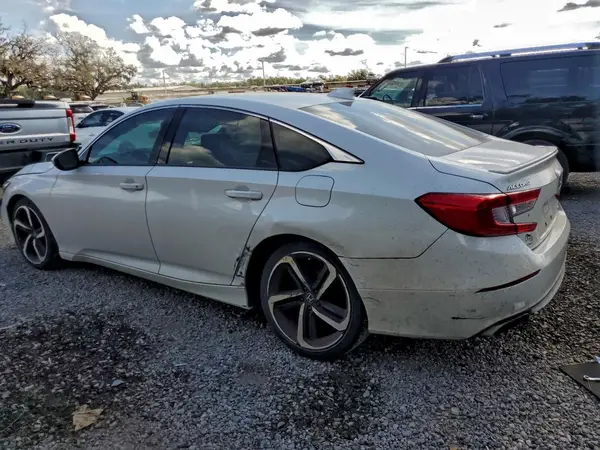 1HGCV1F36KA124598 2019 HONDA ACCORD - Image 2