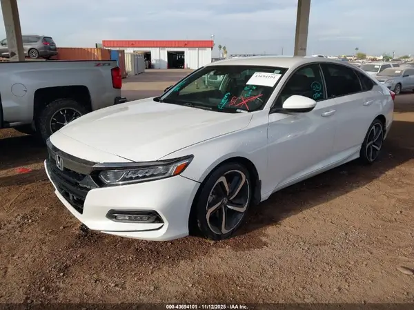 1HGCV1F36KA124763 2019 HONDA ACCORD - Image 2