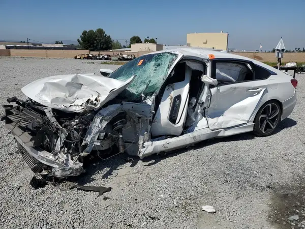 1HGCV1F36KA134161 2019 HONDA ACCORD - Image 1