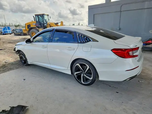 1HGCV1F36KA145709 2019 HONDA ACCORD - Image 2
