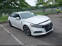 1HGCV1F36KA147671 2019 HONDA ACCORD