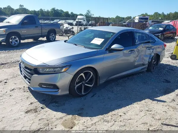 1HGCV1F36KA153941 2019 HONDA ACCORD - Image 2