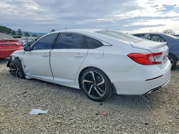 1HGCV1F36KA156015 2019 HONDA ACCORD - Image 2
