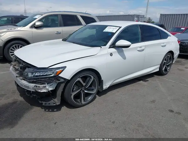 1HGCV1F36KA159528 2019 HONDA ACCORD - Image 2