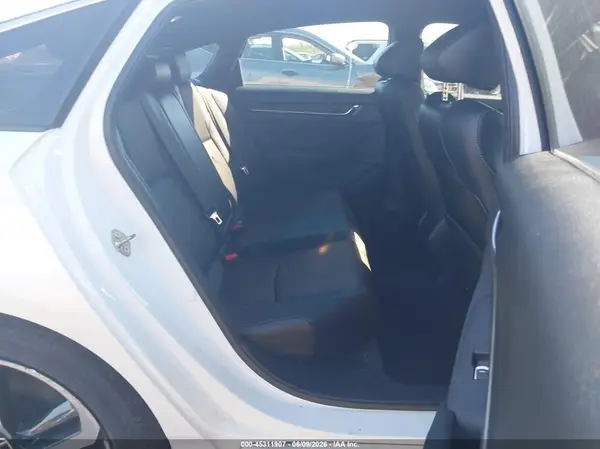 1HGCV1F36KA169508 2019 HONDA ACCORD - Image 8