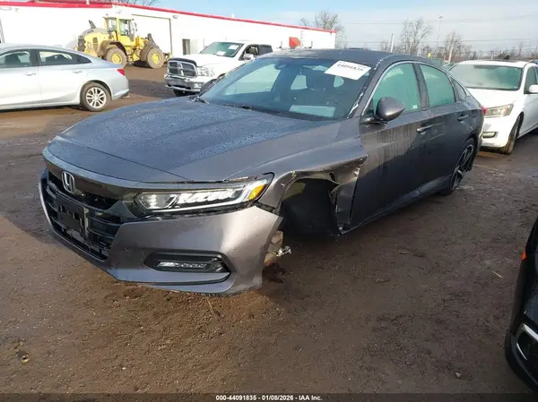 1HGCV1F36KA174398 2019 HONDA ACCORD - Image 2