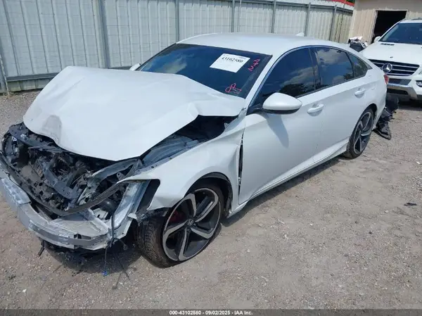 1HGCV1F36LA056515 2020 HONDA ACCORD - Image 2