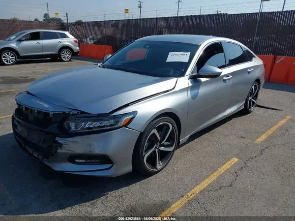 1HGCV1F36LA098845 2020 HONDA ACCORD - Image 2