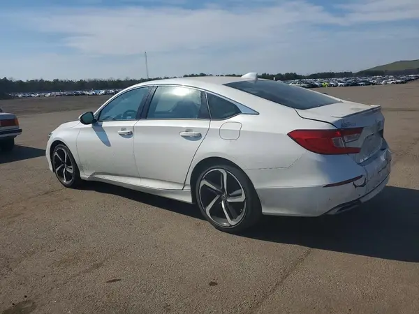 1HGCV1F36LA126501 2020 HONDA ACCORD - Image 2