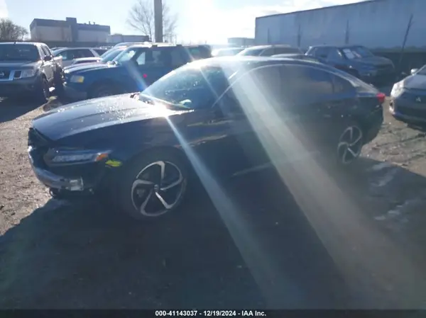1HGCV1F36NA015336 2022 HONDA ACCORD - Image 2