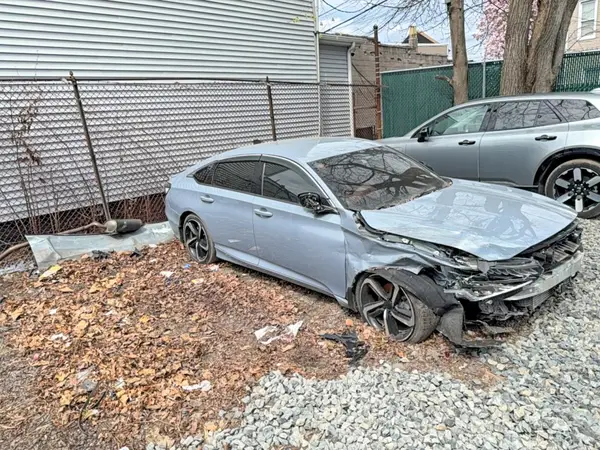 1HGCV1F36NA032606 2022 HONDA ACCORD - Image 1