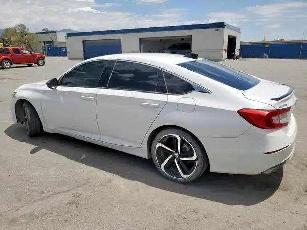 1HGCV1F36NA048403 2022 HONDA ACCORD - Image 2