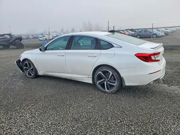 1HGCV1F36NA076122 2022 HONDA ACCORD - Image 2