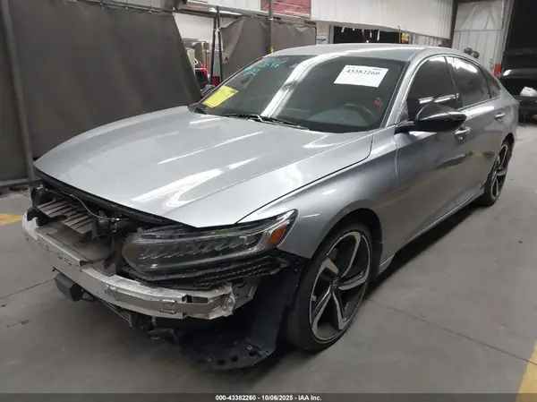 1HGCV1F36NA085158 2022 HONDA ACCORD - Image 2
