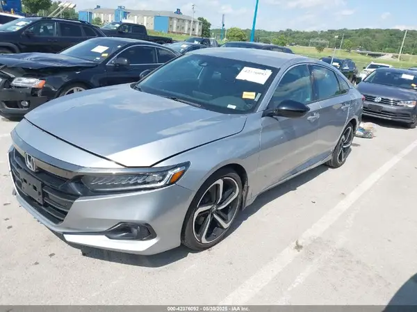 1HGCV1F36NA114075 2022 HONDA ACCORD - Image 2