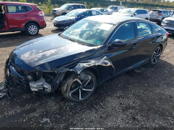 1HGCV1F37JA000399 2018 HONDA ACCORD - Image 2