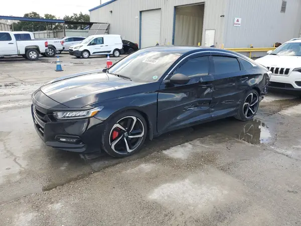 1HGCV1F37JA000418 2018 HONDA ACCORD - Image 1