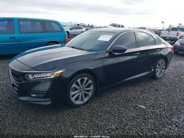 1HGCV1F37JA002606 2018 HONDA ACCORD - Image 2