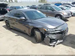 1HGCV1F37JA004761 2018 HONDA ACCORD