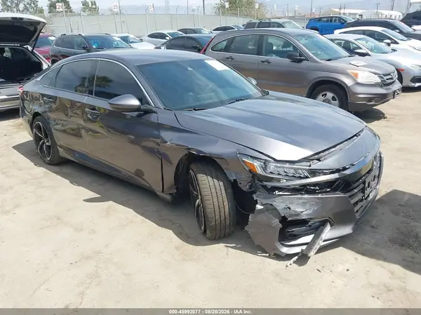 1HGCV1F37JA004761 2018 HONDA ACCORD - Image 1