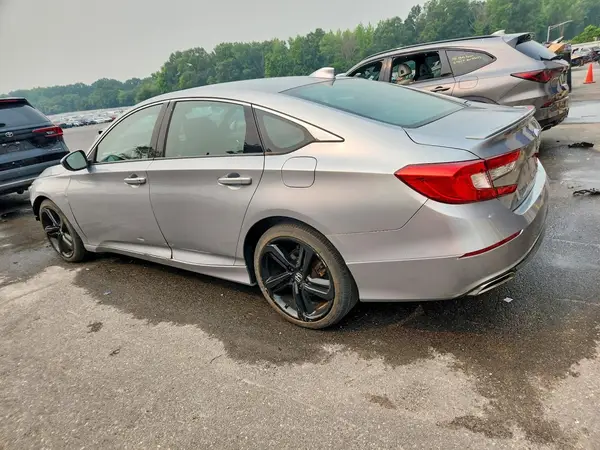 1HGCV1F37JA005294 2018 HONDA ACCORD - Image 2