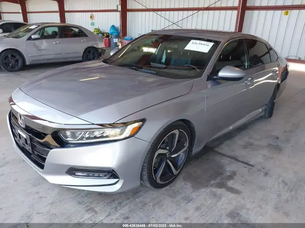 1HGCV1F37JA009748 2018 HONDA ACCORD - Image 2