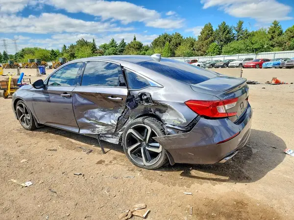 1HGCV1F37JA010673 2018 HONDA ACCORD - Image 2