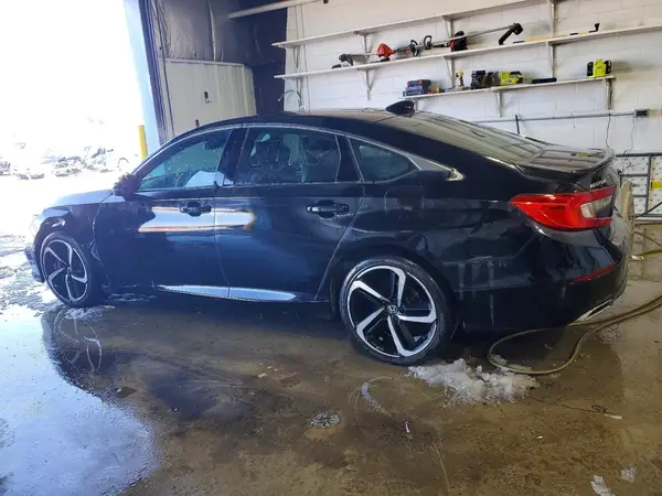 1HGCV1F37JA021592 2018 HONDA ACCORD - Image 2