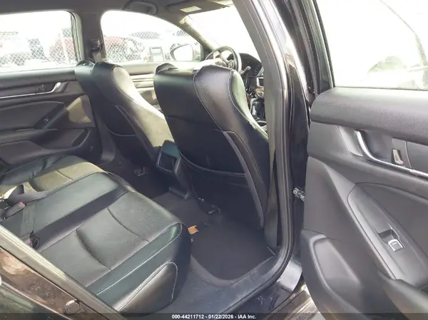 1HGCV1F37JA021690 2018 HONDA ACCORD - Image 8