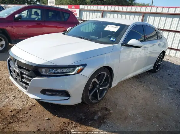 1HGCV1F37JA022225 2018 HONDA ACCORD - Image 2