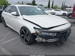 1HGCV1F37JA025402 2018 HONDA ACCORD