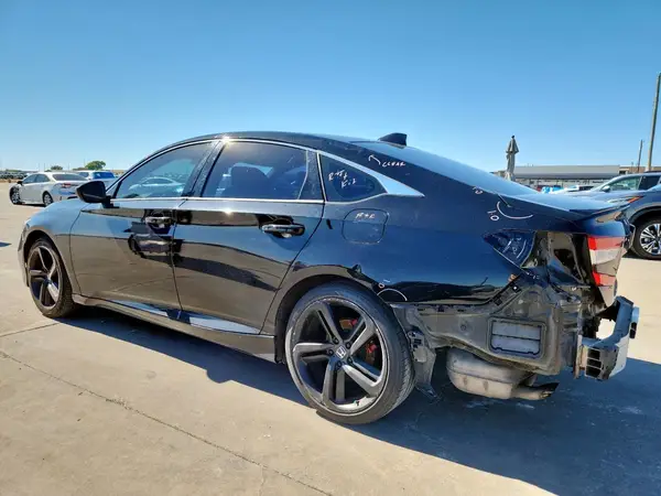 1HGCV1F37JA025691 2018 HONDA ACCORD - Image 2